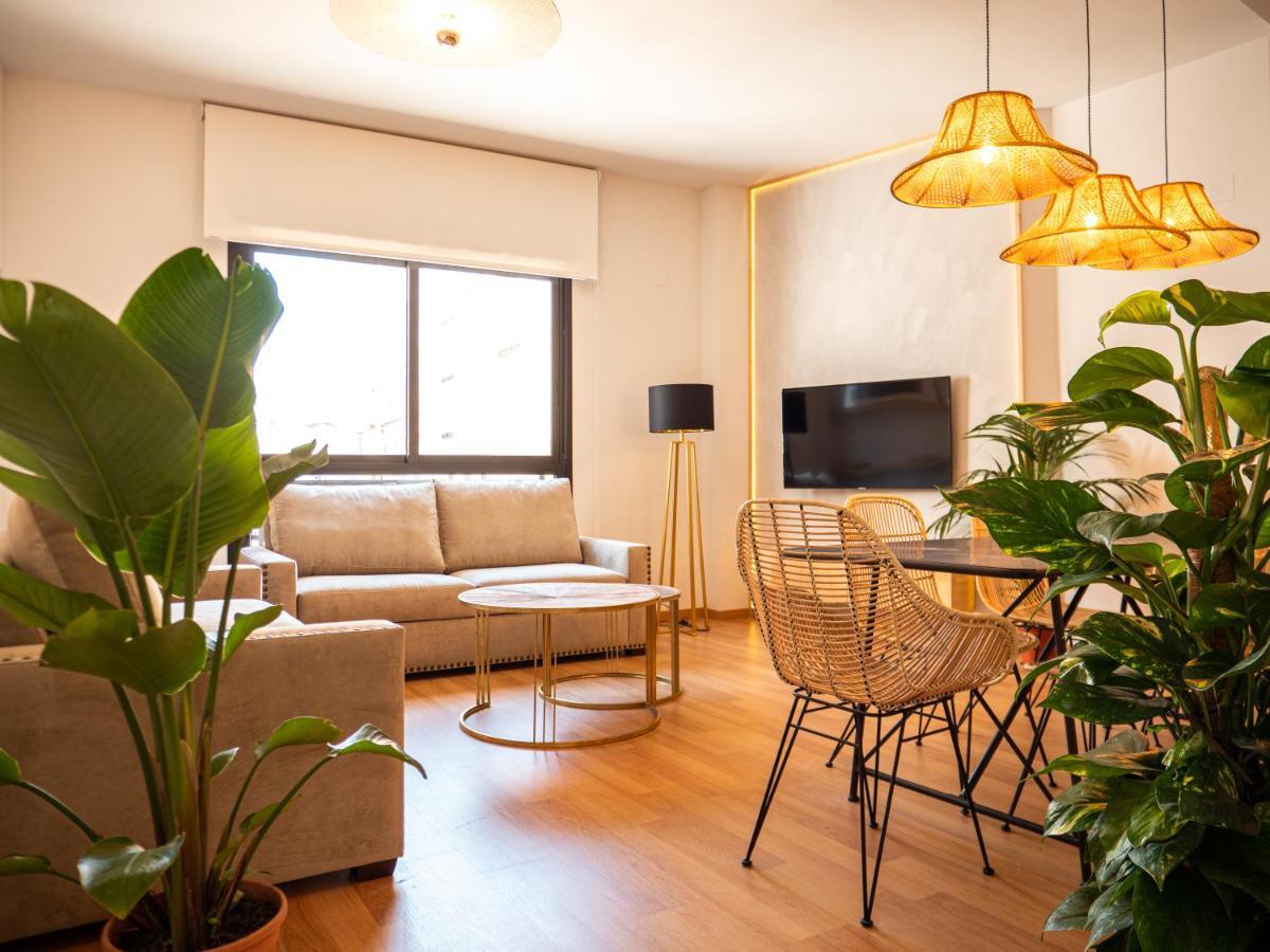Stylish Apartment in the heart of Málaga with Pool Esterno foto